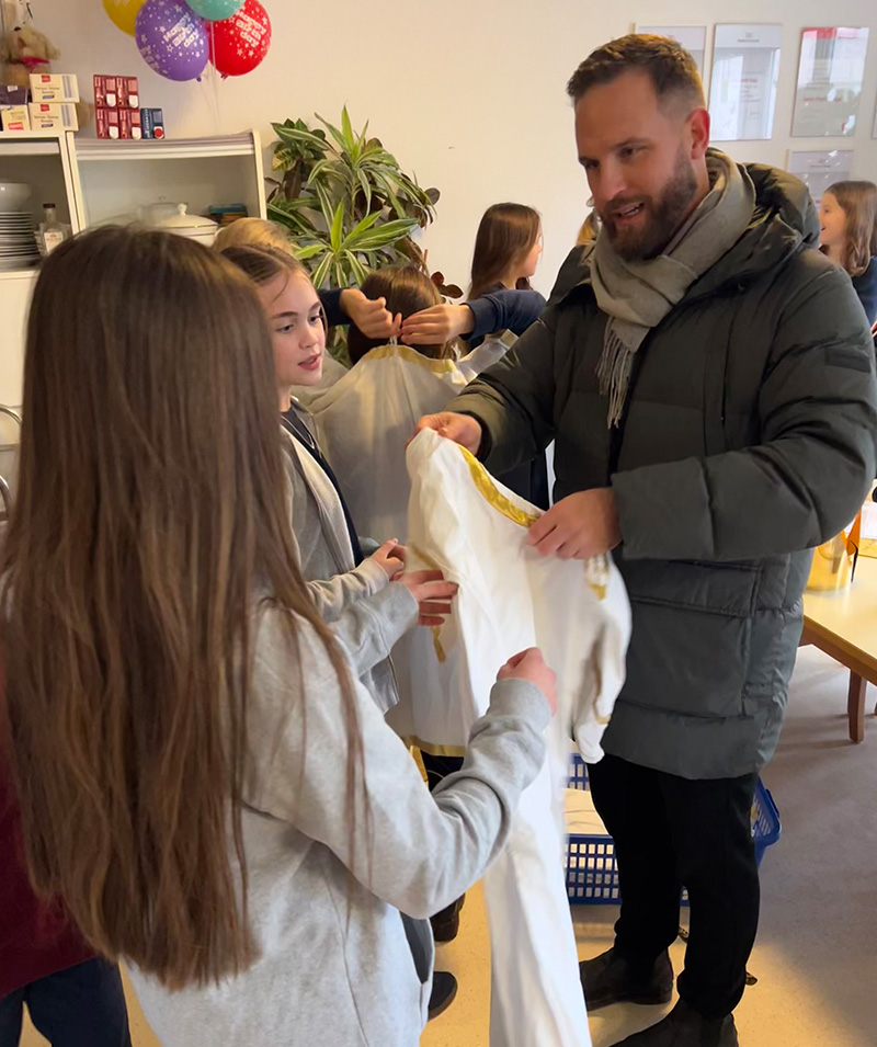 Die Klasse 5 im Pflegeheim Kursana Domizil Pullach